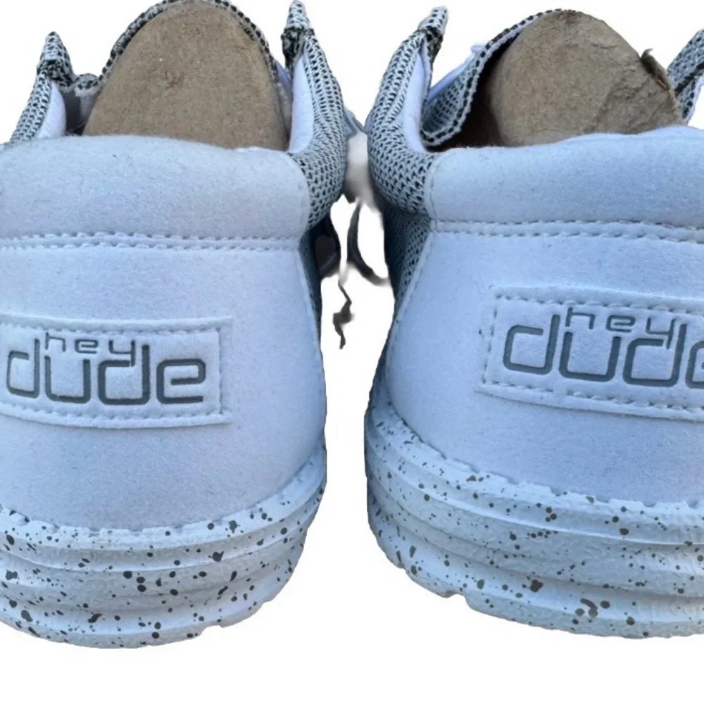 Hey Dude Wally Sox Men’s Slip-on Shoes Color Stone White Size 9 - Picture 4 of 4